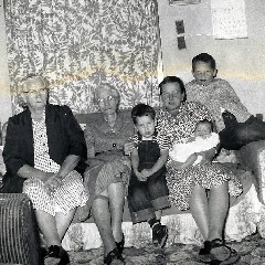 Della Dorrough; Aunt Bertha Collins; Don, Aunt Sallie; Sally, Tony Sayger; Group Photos